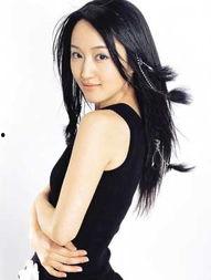 内明星女,闪耀舞台，绽放青春风采